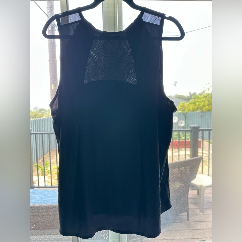 Lululemon Athletica Blue Cut Out Sleeveless Tank